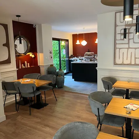 Laroziere D'hotes B&B
