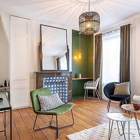 Laroziere D'hotes Bed and breakfast 3*