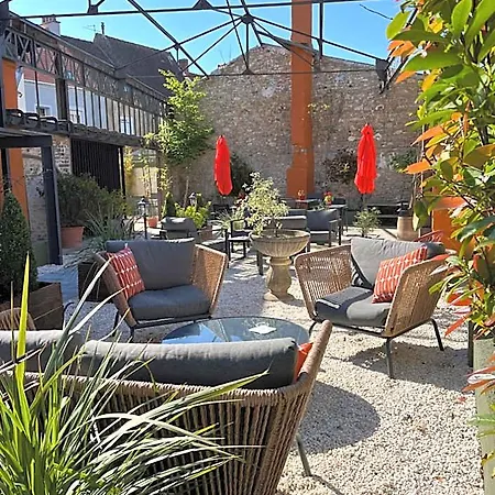 Laroziere D'hotes Bed and breakfast