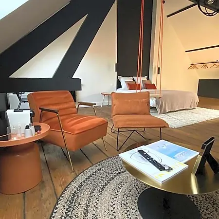 Laroziere D'hotes Bed and breakfast 3*