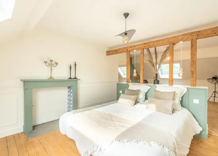 Laroziere D'hotes Bed & Breakfast 3*